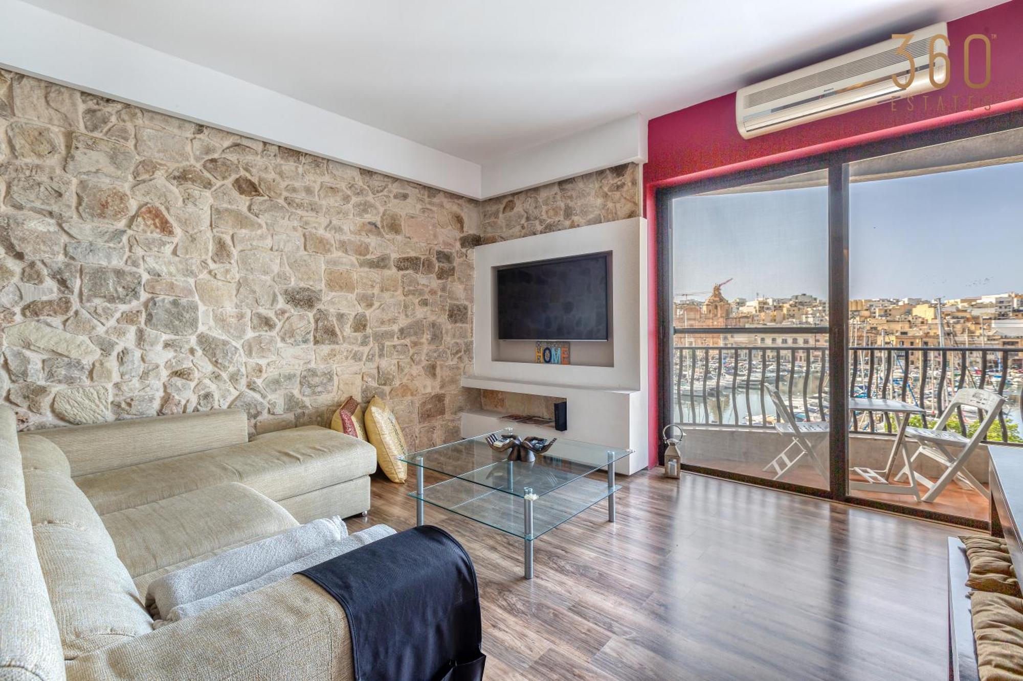 Stunning 3br Marina View In With Balcony By 360 Estates * Pieta